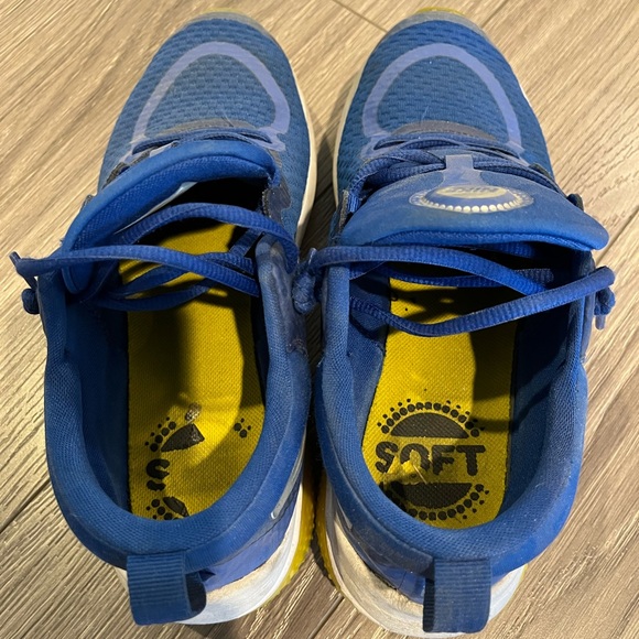 Add on + 12🩷 /Nike kids shoes 6Y - Picture 2 of 9